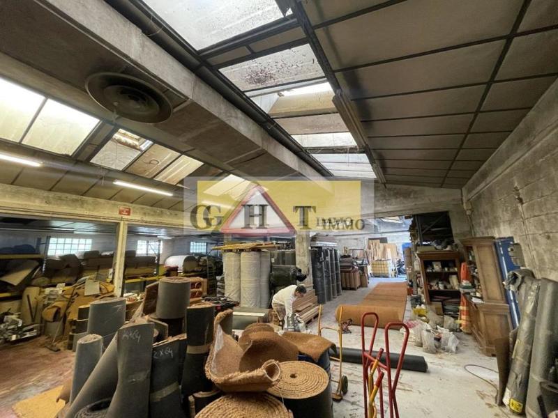 Entrepôt - 600 m²