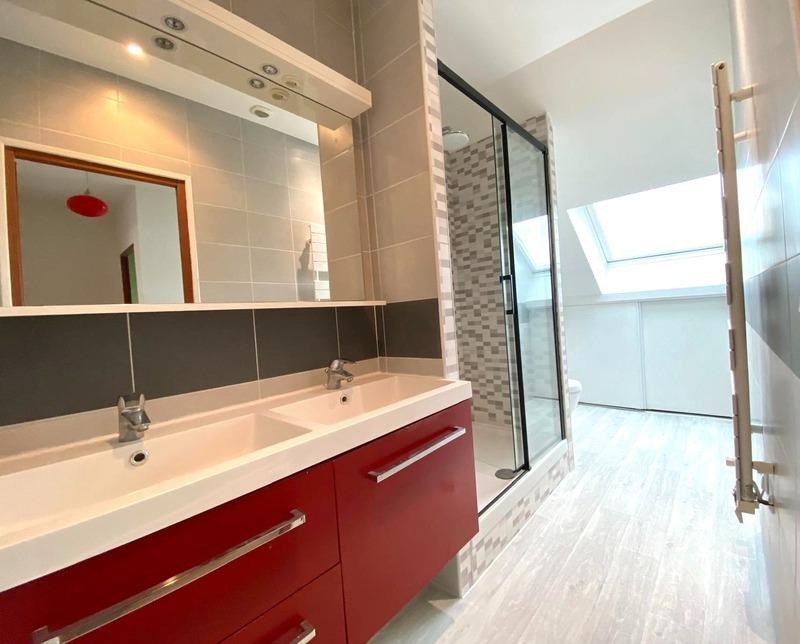 Maison - 138 m² - 6 pièces