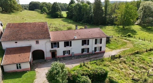 Maison - 208 m² - 8 pièces