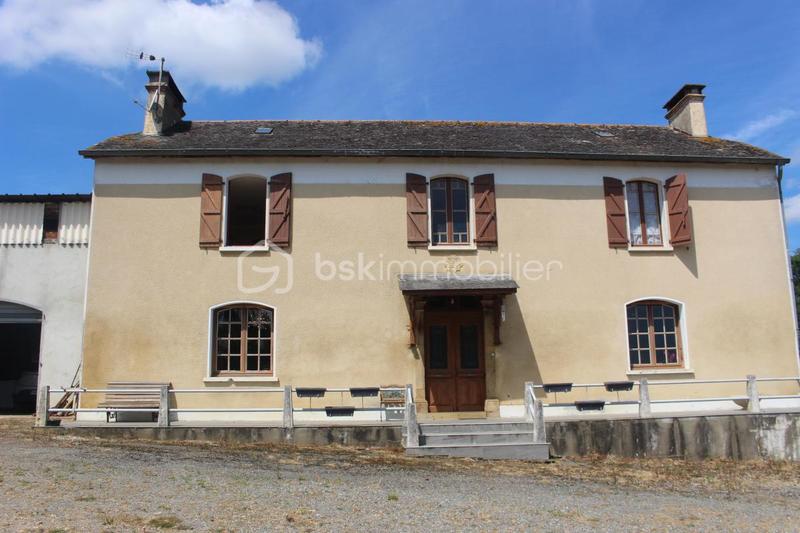 Corps de ferme - 230 m² - 7 pièces