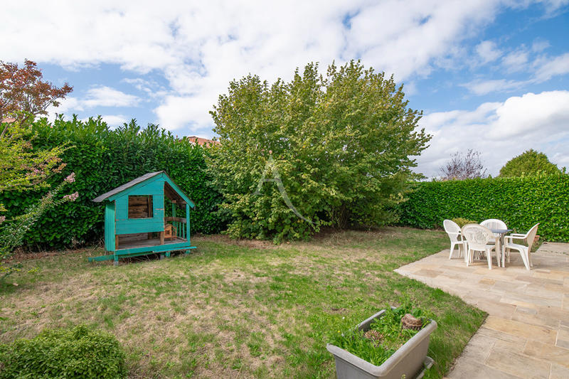 Maison - 141 m² - 7 pièces