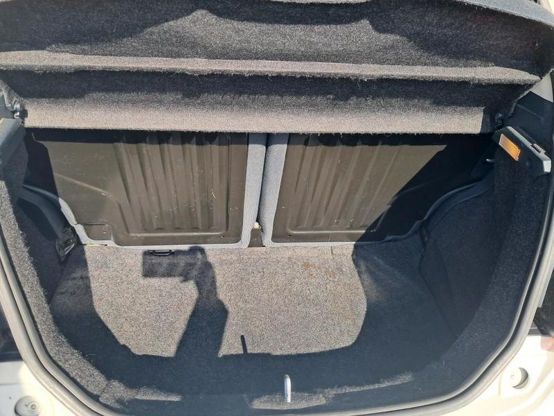 Ford Ka 1.2i essence 70 cv