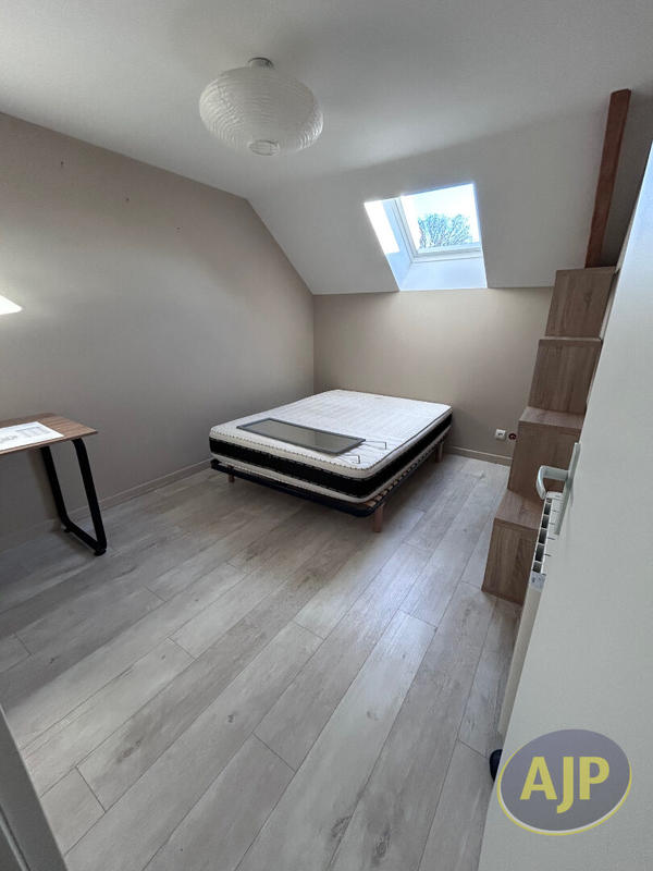 Maison - 121 m² - 5 pièces