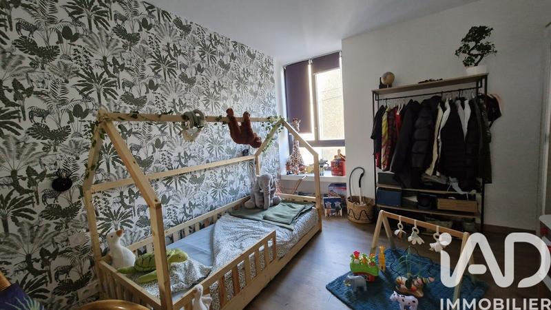 Maison - 250 m² - 11 pièces