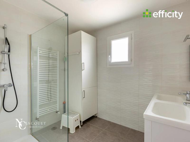 Villa - 98 m² - 5 pièces