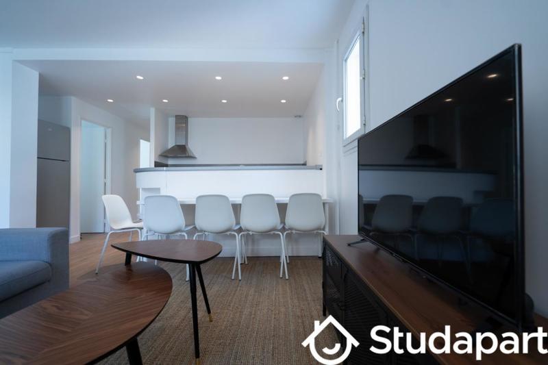 Chambre - 11 m² - 1 pièce