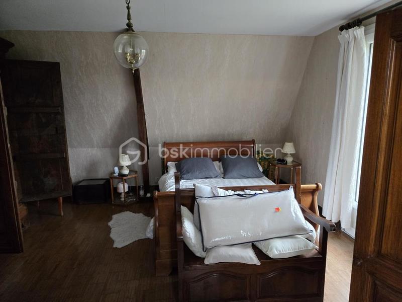 Demeure - 216 m² - 6 pièces