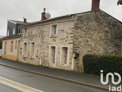 Maison de village - 101 m² - 6 pièces