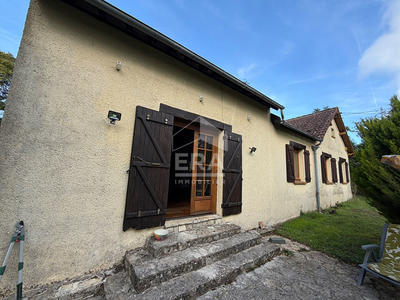 Maison - 94 m² - 5 pièces