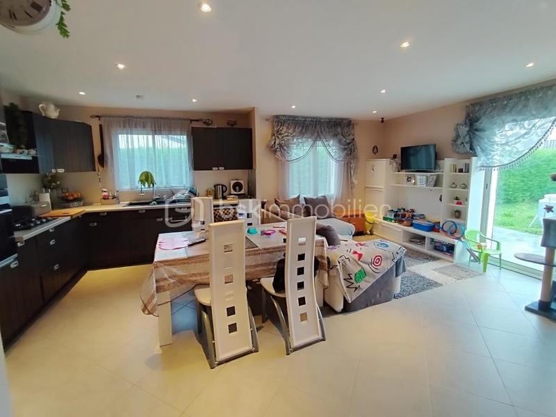 Maison - 107 m² - 4 pièces