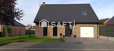 Maison - 95 m² - 4 pièces