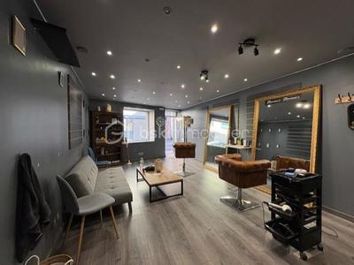 Immeuble - 250 m² - 9 pièces