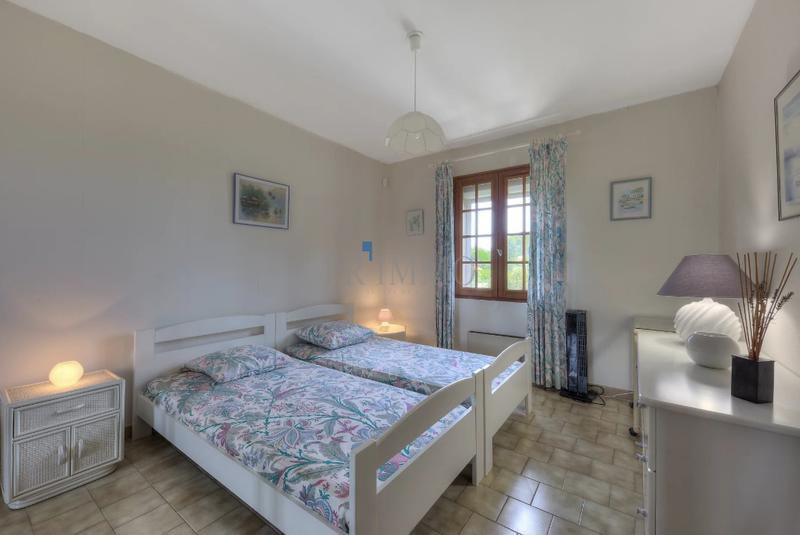 Villa - 90 m² - 4 pièces