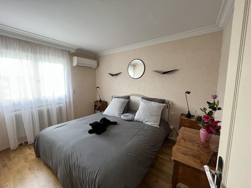 Maison - 230 m² - 6 pièces