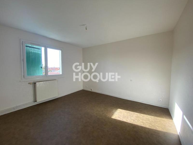 Maison - 111 m² - 7 pièces