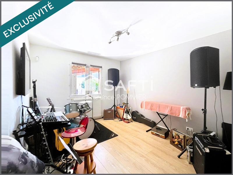 Maison - 110 m² - 4 pièces