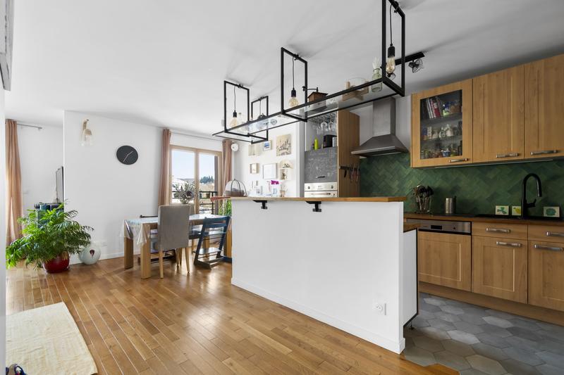 Appartement - 81 m² - 4 pièces