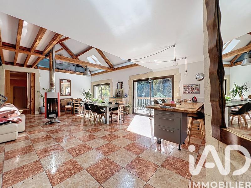 Maison de campagne - 250 m² - 7 pièces