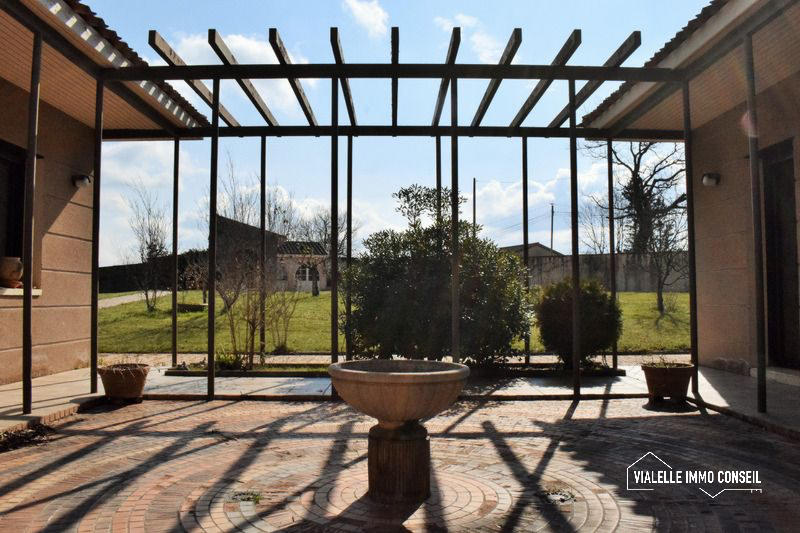 Maison d'architecte - 198 m² - 7 pièces