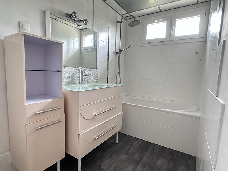 Maison - 80 m² - 4 pièces