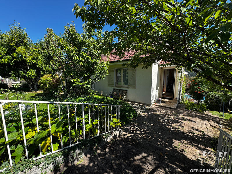 Maison - 143 m² - 6 pièces