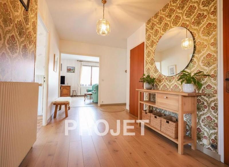 Maison - 115 m² - 4 pièces