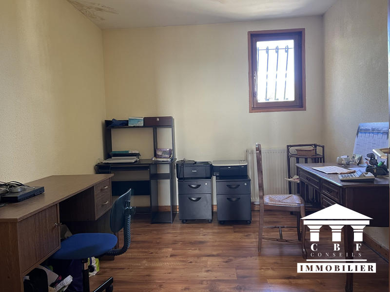 Maison - 183 m² - 7 pièces