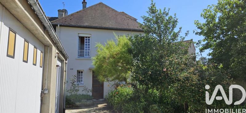 Maison - 152 m² - 8 pièces