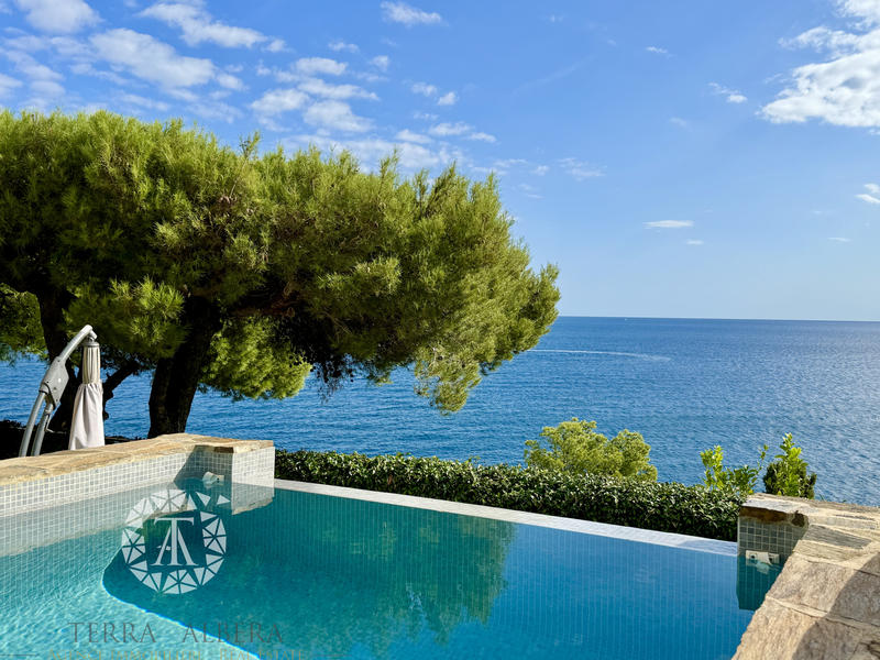 Villa - 160 m² - 6 pièces