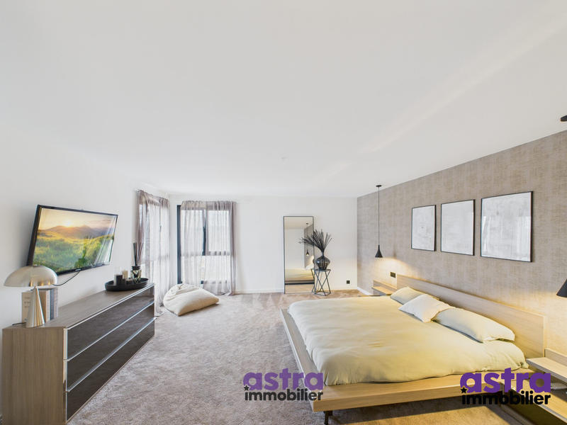 Villa - 160 m² - 5 pièces