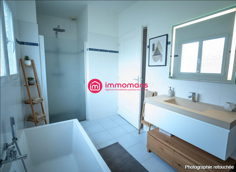 Maison - 164 m² - 8 pièces