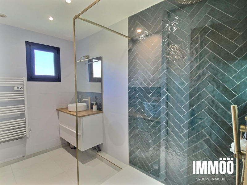 Maison traditionnelle - 115 m² - 6 pièces