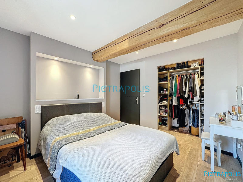 Maison - 137 m² - 6 pièces