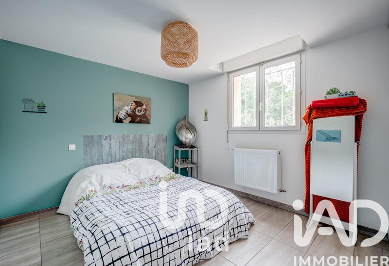 Maison - 200 m² - 9 pièces