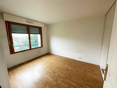 Appartement - 87 m² - 5 pièces