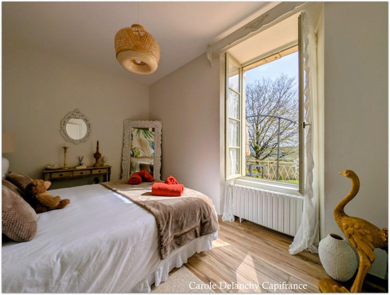 Maison - 192 m² - 8 pièces