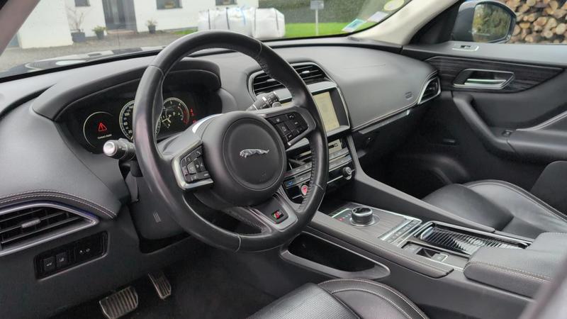 Jaguar F-Pace 3.0 d 300 Awd Bva8 s