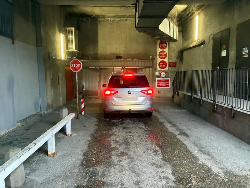 Parking / Garage - 13 m²