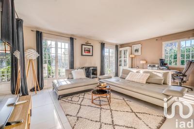 Maison - 141 m² - 6 pièces