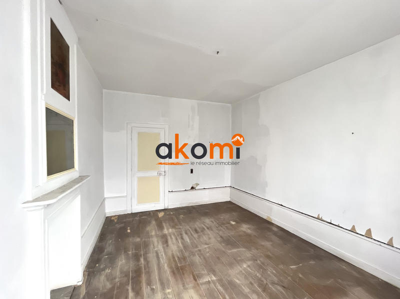 Maison - 217 m² - 10 pièces