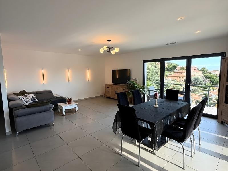 Maison - 118 m² - 5 pièces