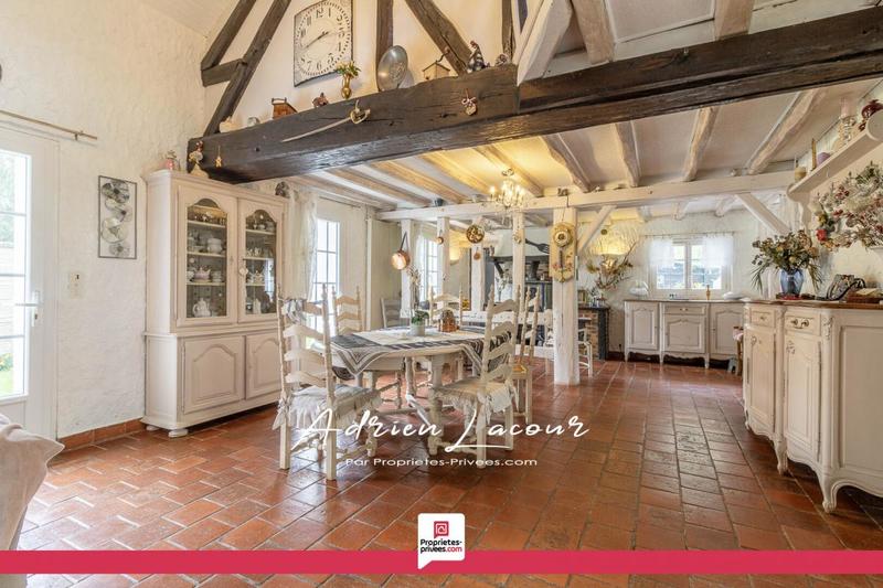 Maison - 180 m² - 8 pièces