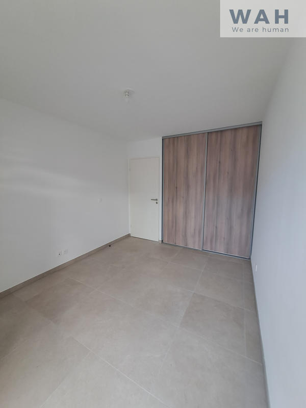 Appartement - 90 m² - 4 pièces