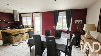 Maison - 111 m² - 6 pièces