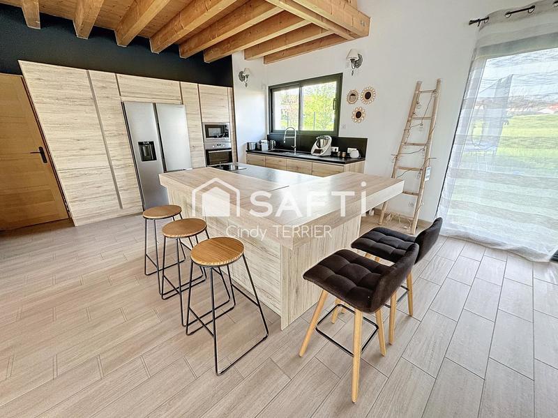 Maison - 184 m² - 7 pièces