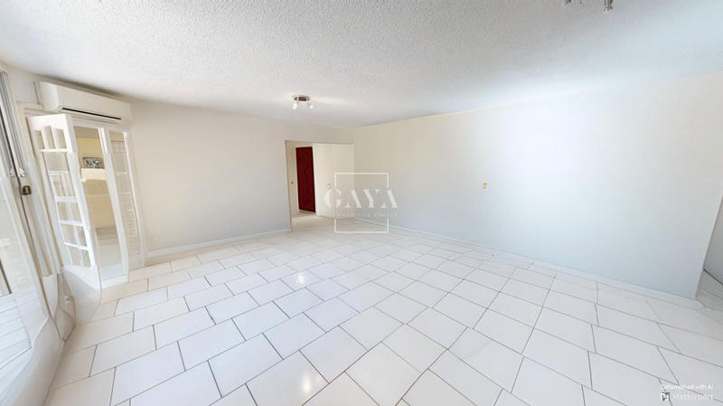 Appartement - 102 m² - 4 pièces