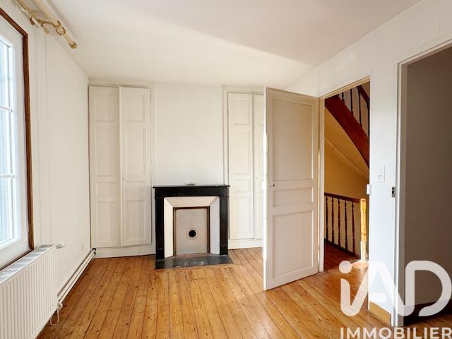 Maison - 156 m² - 7 pièces