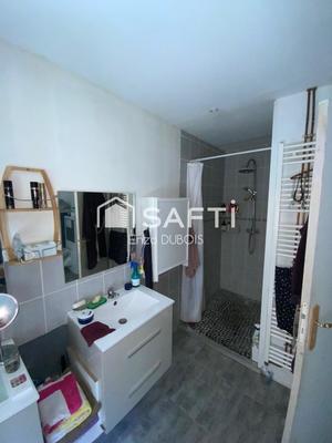 Maison - 182 m² - 10 pièces