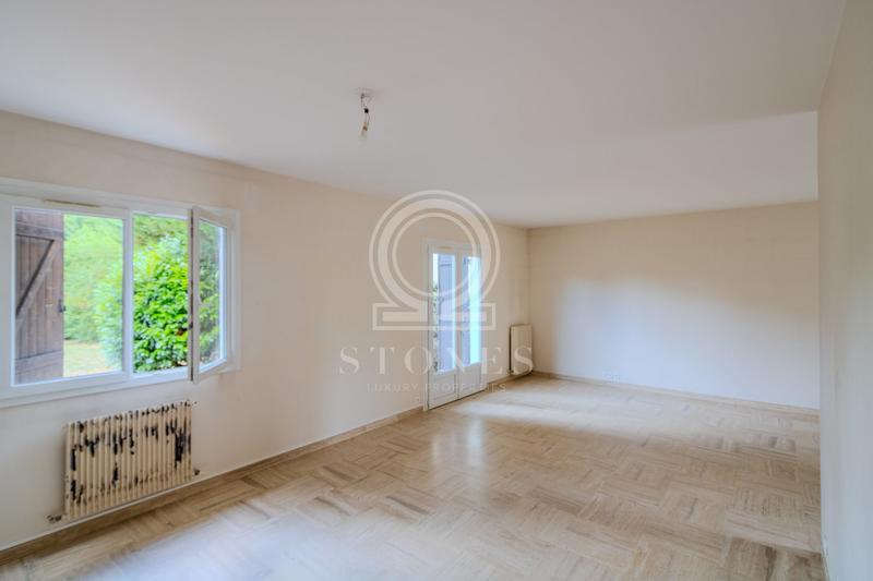 Maison traditionnelle - 158 m² - 6 pièces