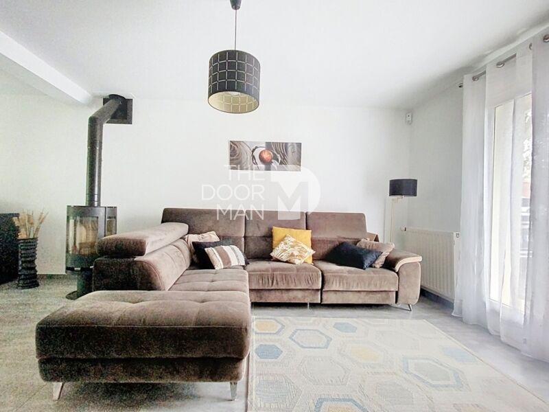 Maison - 136 m² - 5 pièces